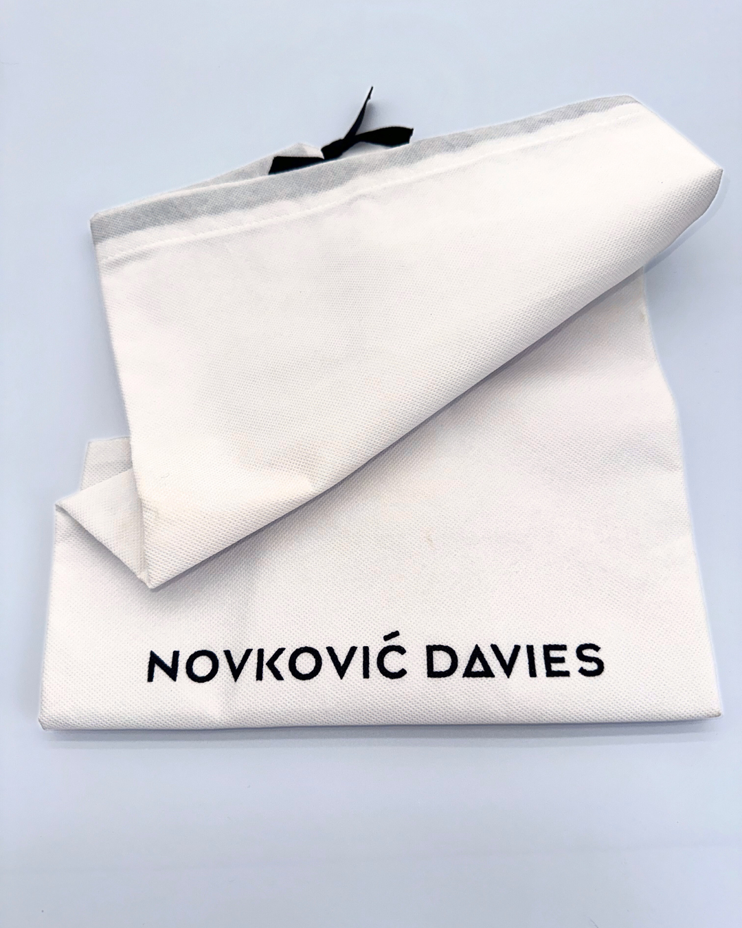 White Bow Clutch