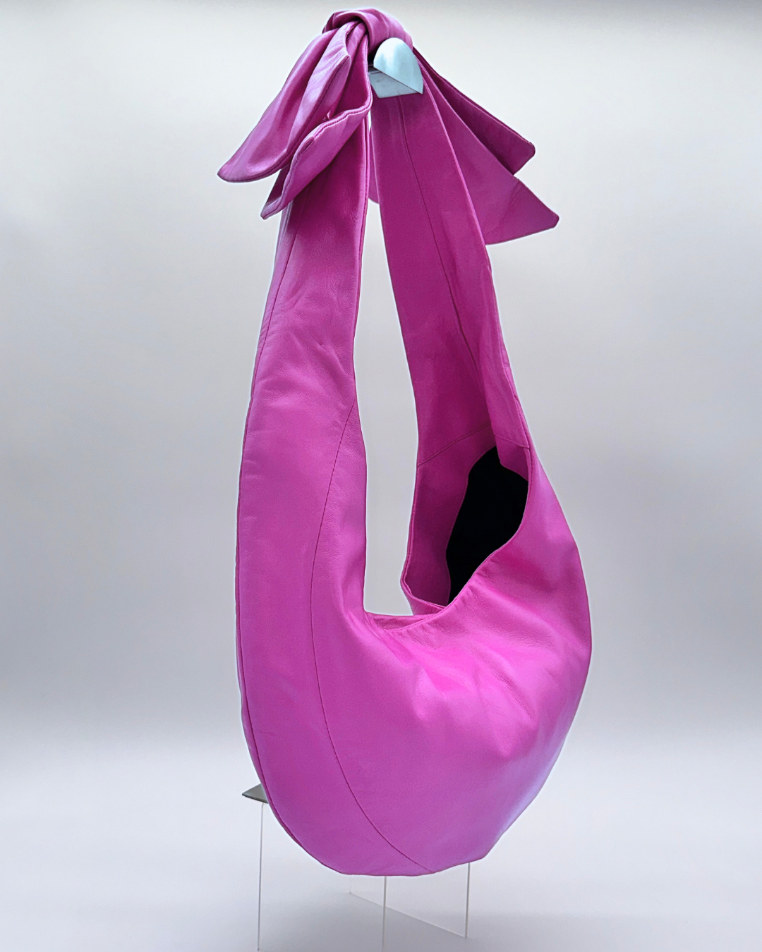 Pink Bow Hobo