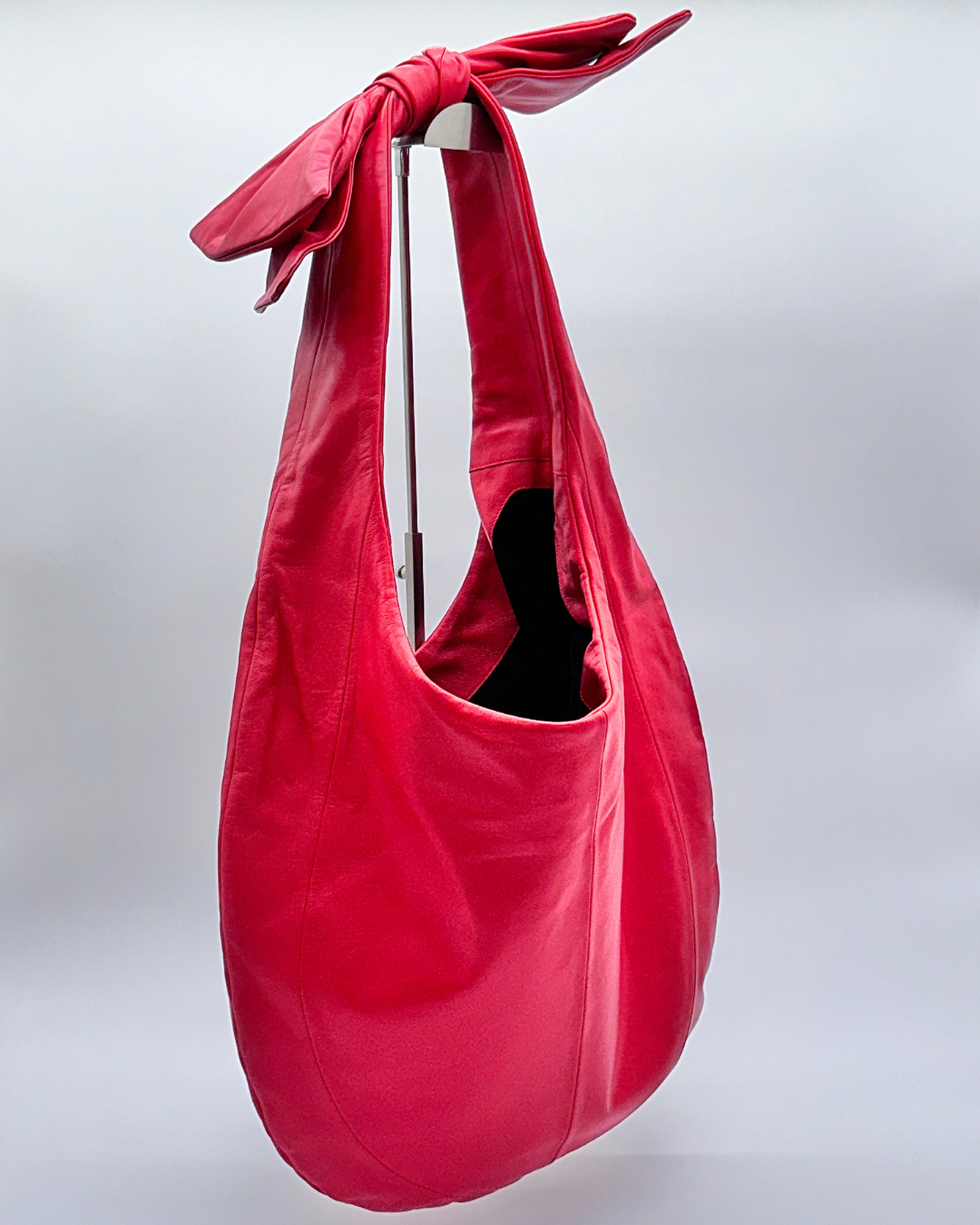 Red Oversized Bow Hobo
