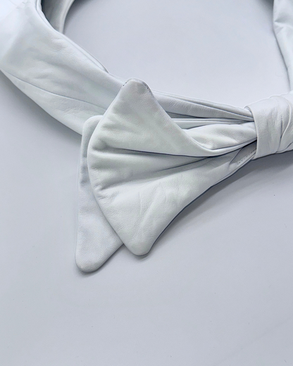 White Oversized Bow Hobo
