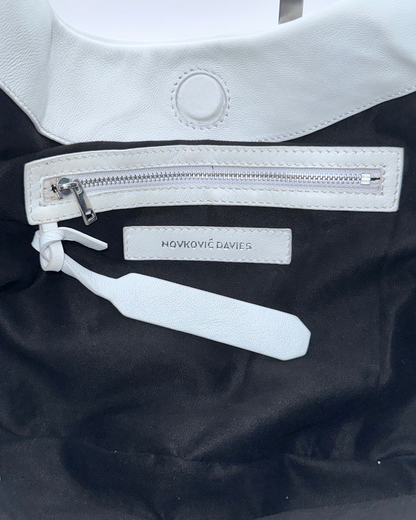 White Bow Hobo