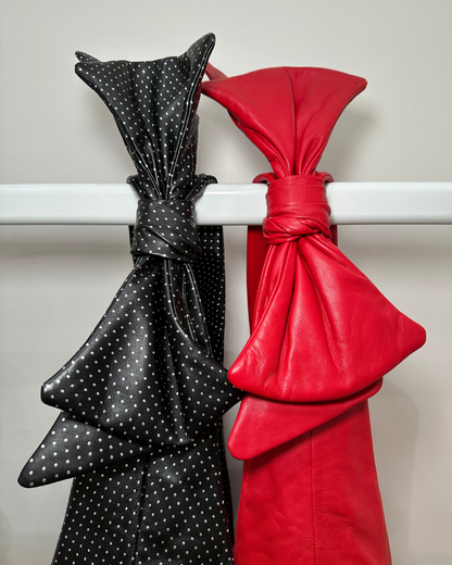 Black Bow Hobo