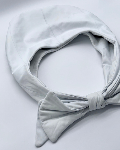 White Oversized Bow Hobo