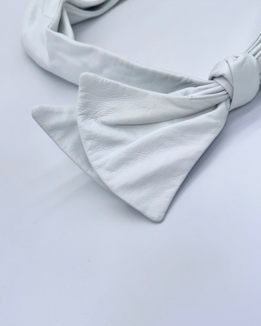 White Bow Hobo