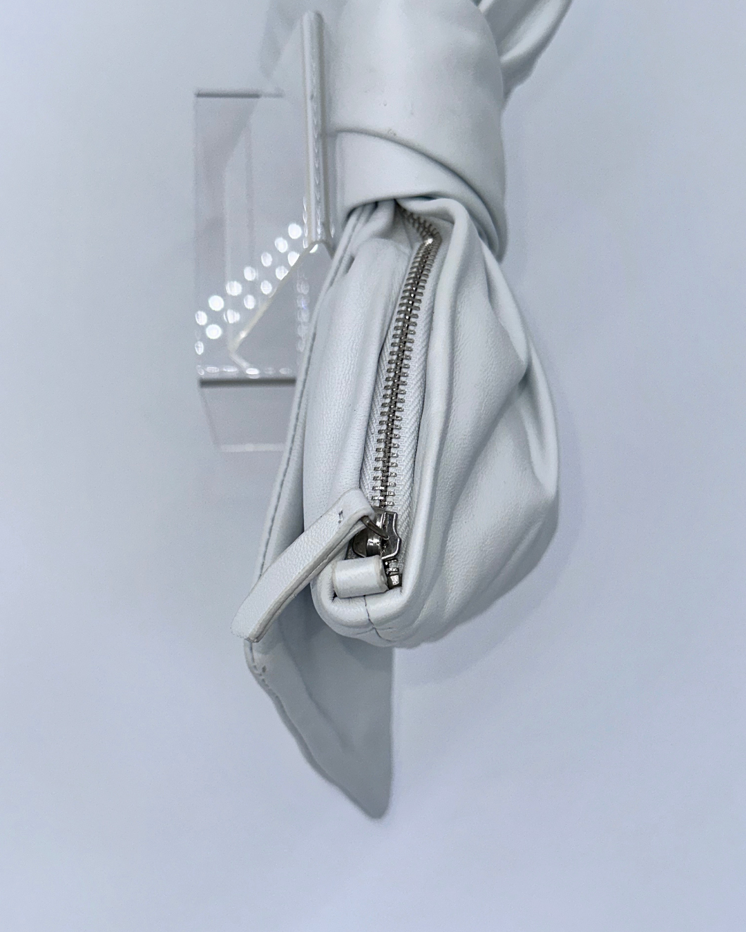 White Bow Clutch