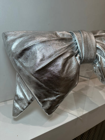 Silver Bow Clutch