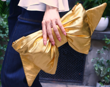 Load image into Gallery viewer, Gold Oversized Bow Clutch
